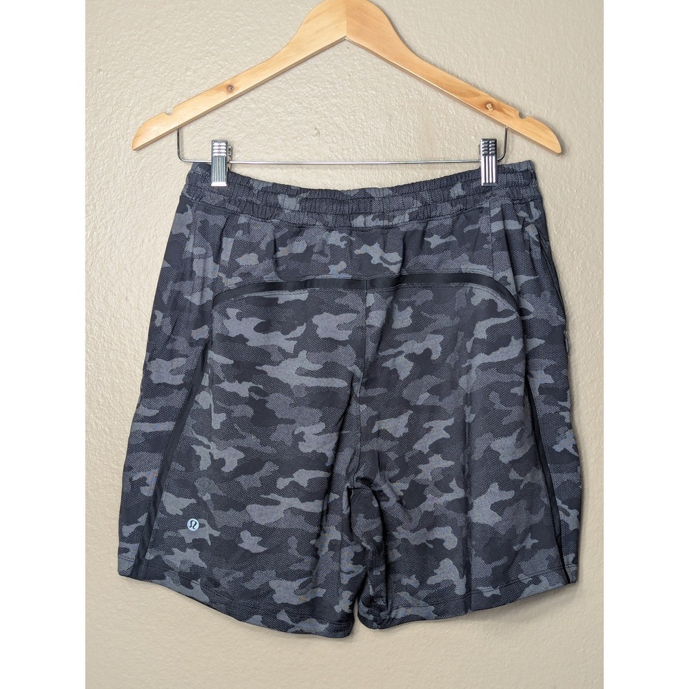 Lululemon Shorts Womens Small Black Gray Camo Athletic Running Gym 6.5" - Picture 3 of 12